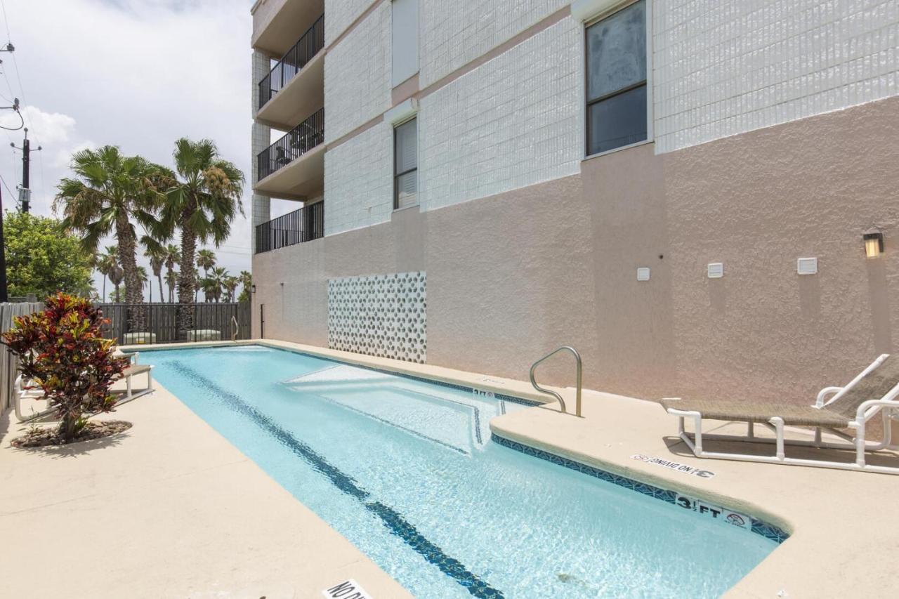 Walk To Beach House In Heart Of Entertainment District - Atrium Unit 102 South Padre Island Exteriér fotografie